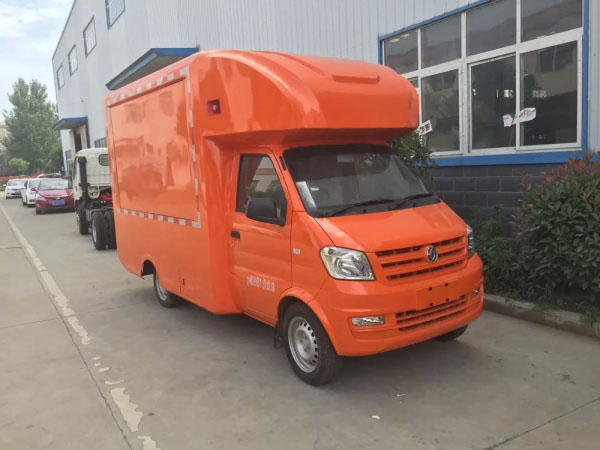 國六東風小康售貨車（廂長2.9米）