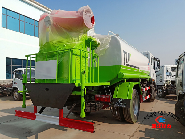 東風(fēng)多利卡D9國六排放噴霧灑水車