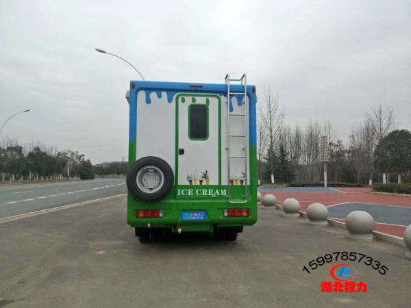 現(xiàn)代流動餐車