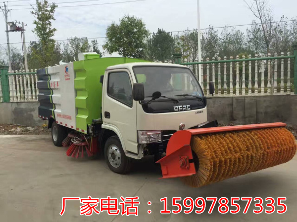 掃路車前端加裝雪滾 掃路車前端加裝雪滾