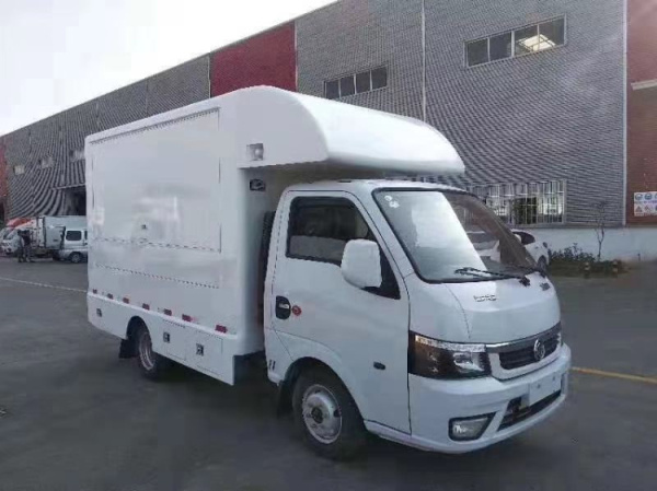 國六東風途逸小型售貨車（廂長3.3米）
