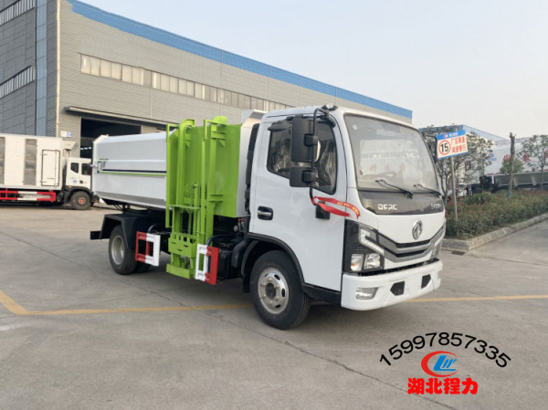 東風(fēng)小多利卡掛桶式垃圾車5方
