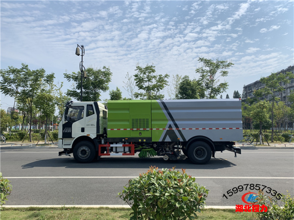 國六排放解放洗掃車（16方）