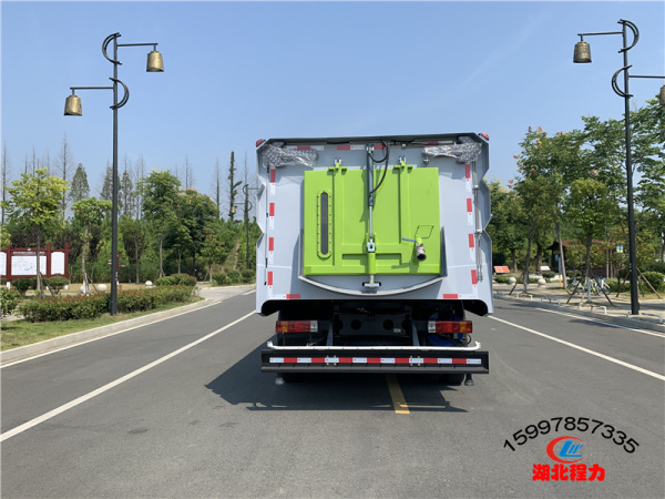 國六排放解放洗掃車（16方）