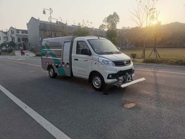 福田路面清洗車3方